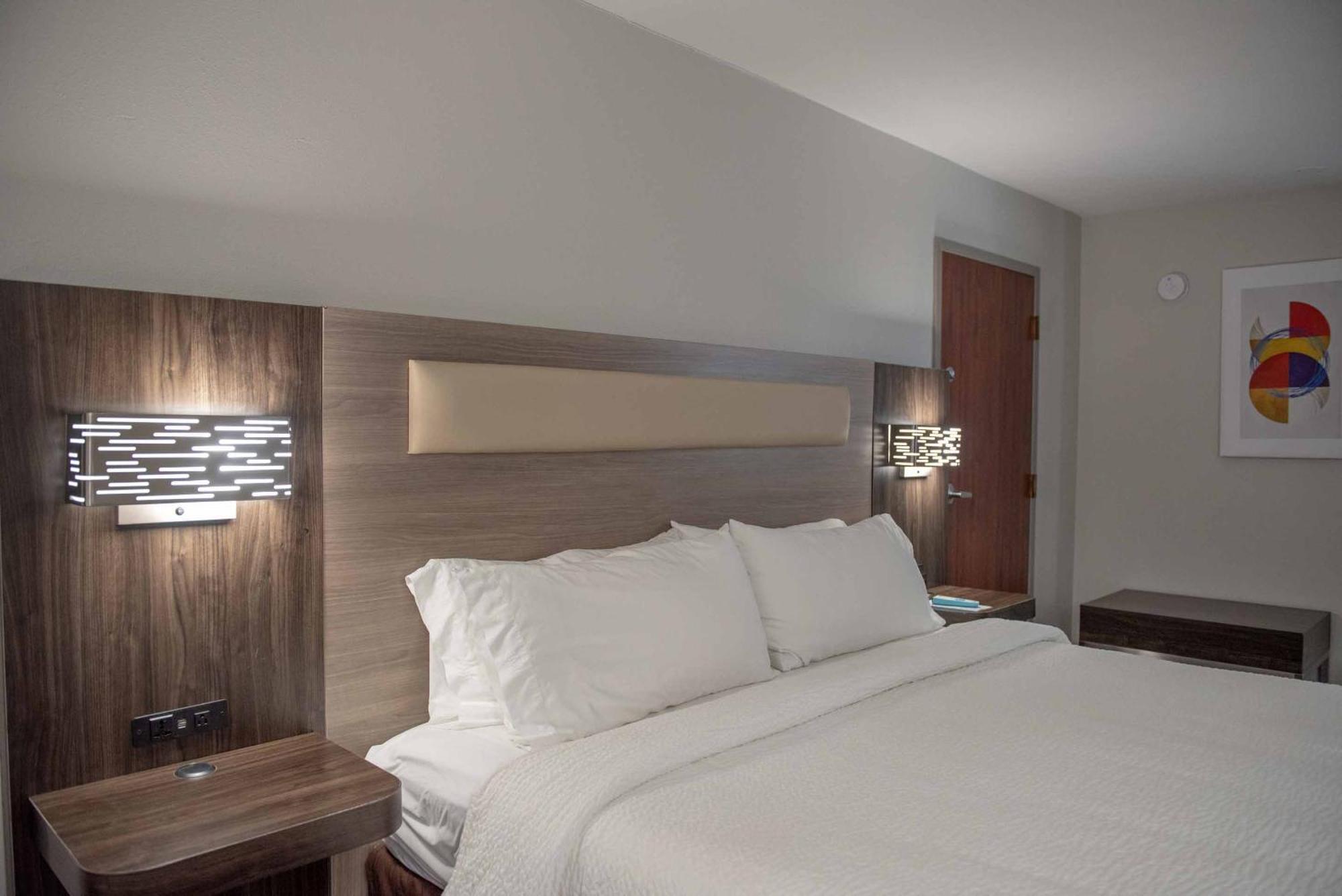 Keene Elm City Hotel, Ascend Hotel Collection Kültér fotó